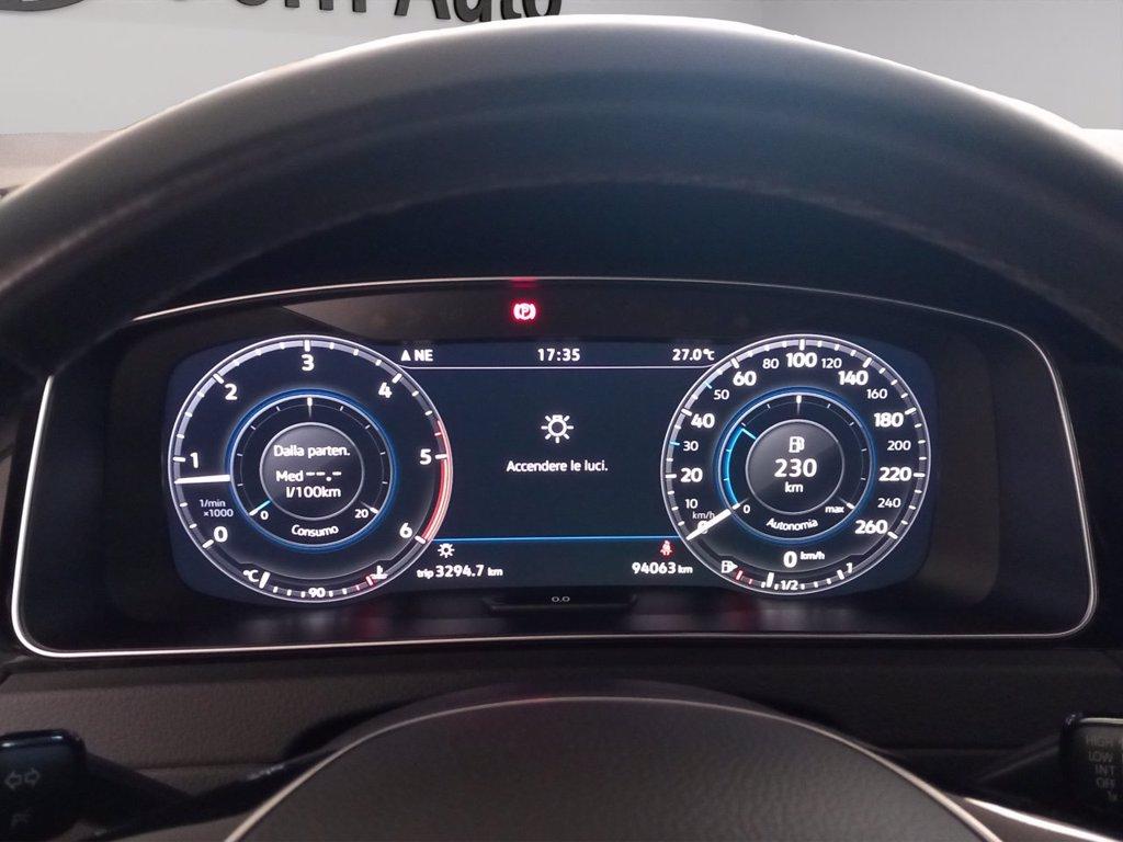 VOLKSWAGEN Golf 5p 1.6 tdi executive 115cv del 2019