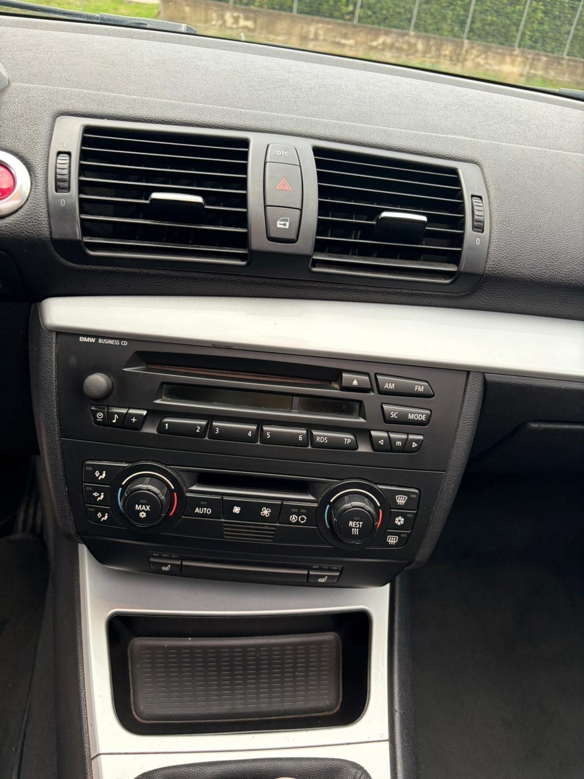 Bmw 118 diesel 122 cavalli adatta a neopatentati tetto apribile