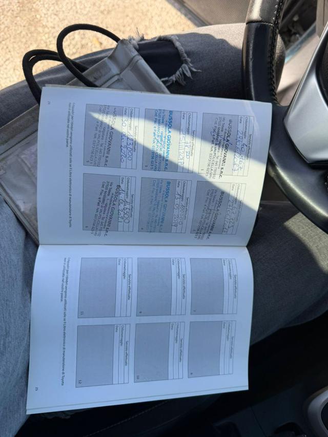 TOYOTA Auris Touring Sports 1.8 Hybrid Active Plus