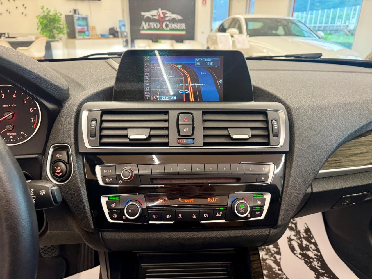 Bmw 220 220i Cabrio LUXURY SPORT