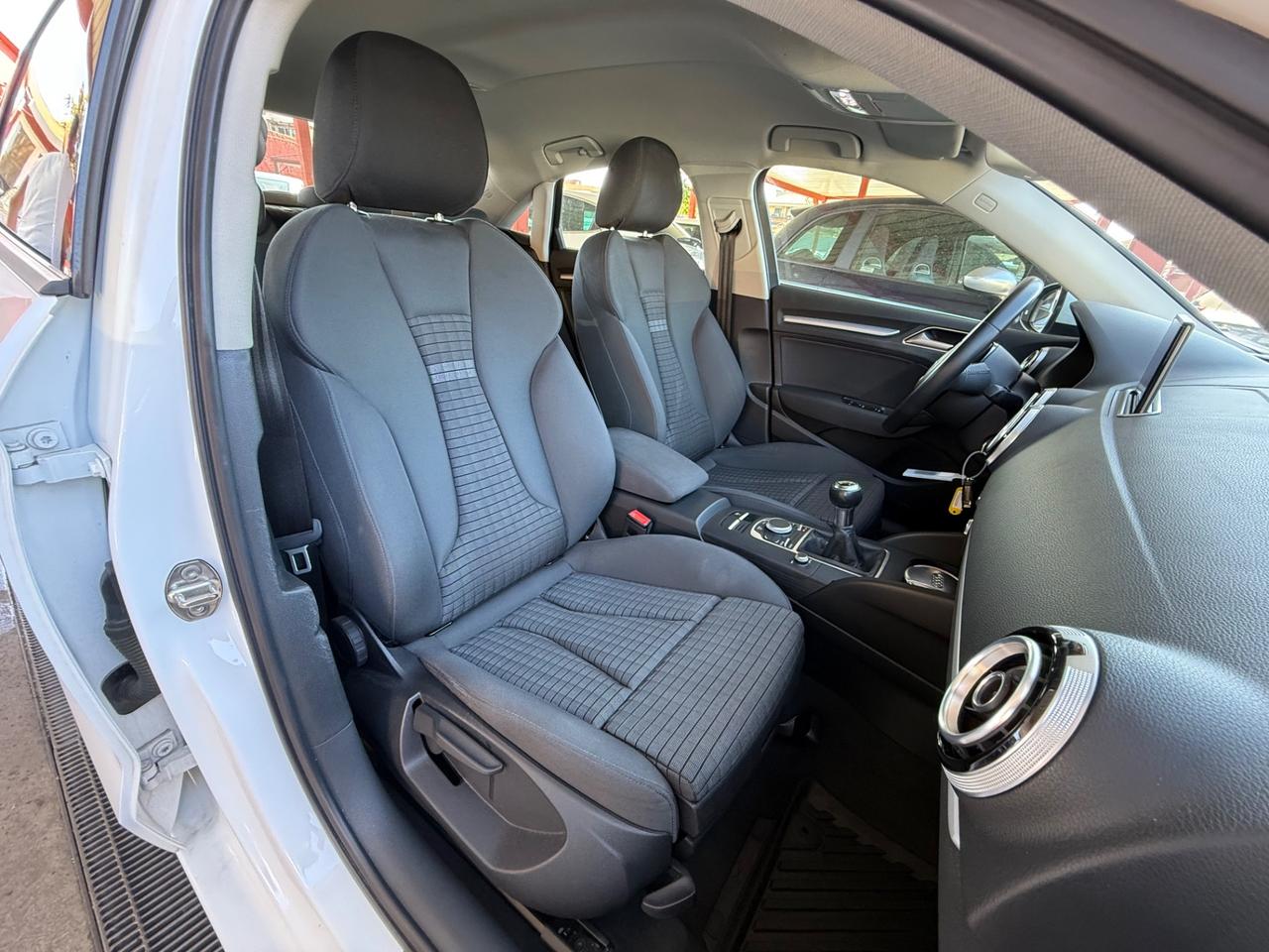 A3 Sedan 1.6 tdi -sline -unipro-rate-garanzia