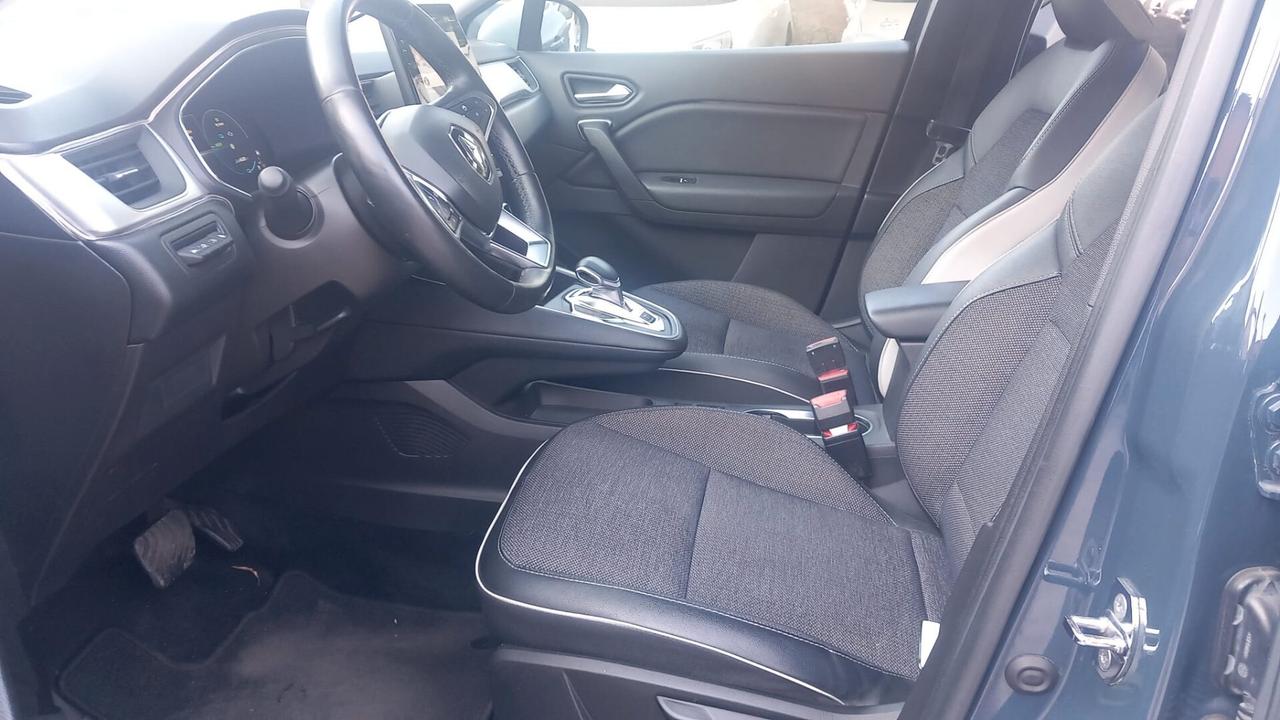 Renault Captur 1.6 Full Hybrid E-Tech Auto