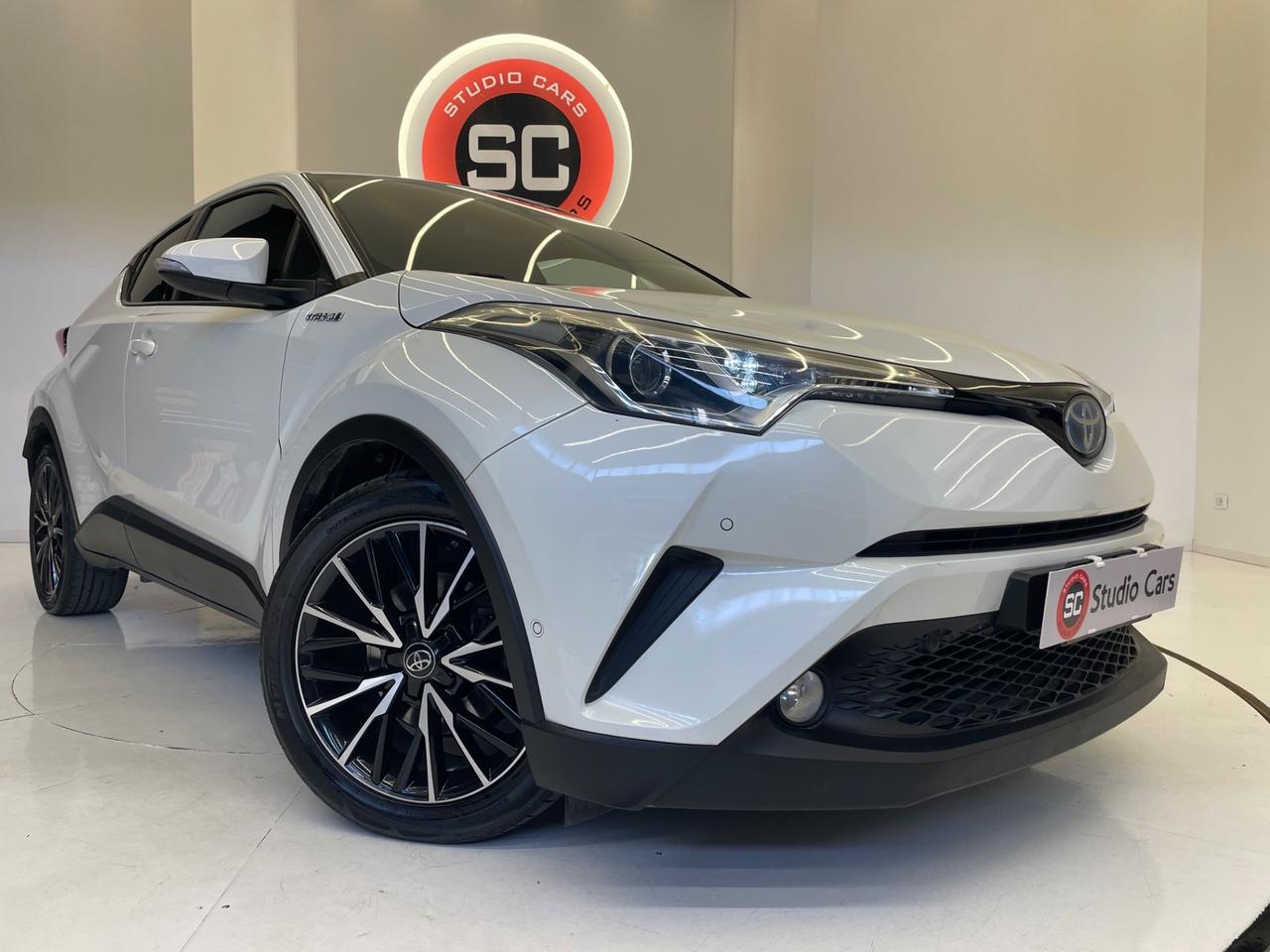 Toyota C-HR 1.8 Hybrid E-CVT Lounge