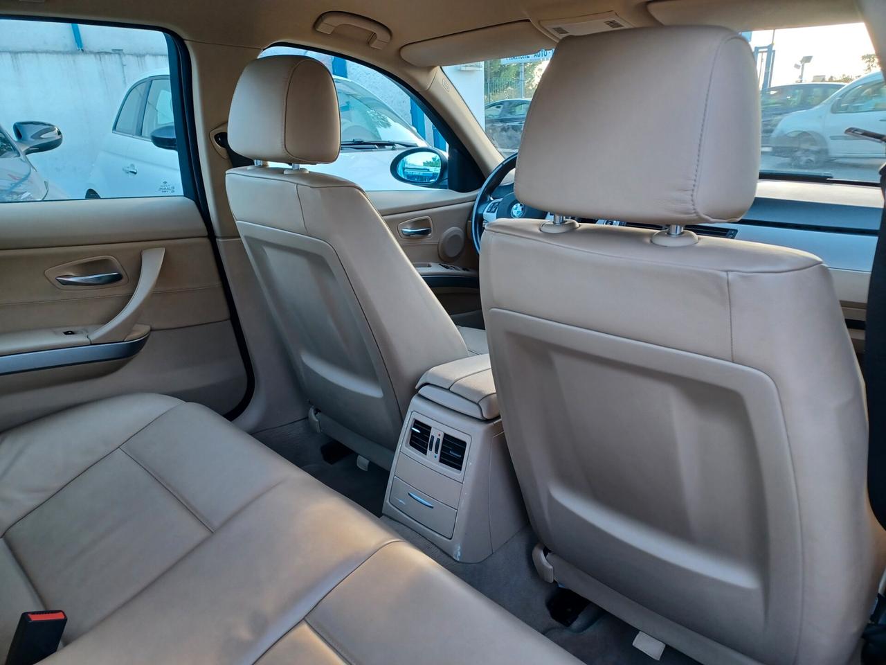 Bmw 320 D Xeno PDC PELLE PERFETTA