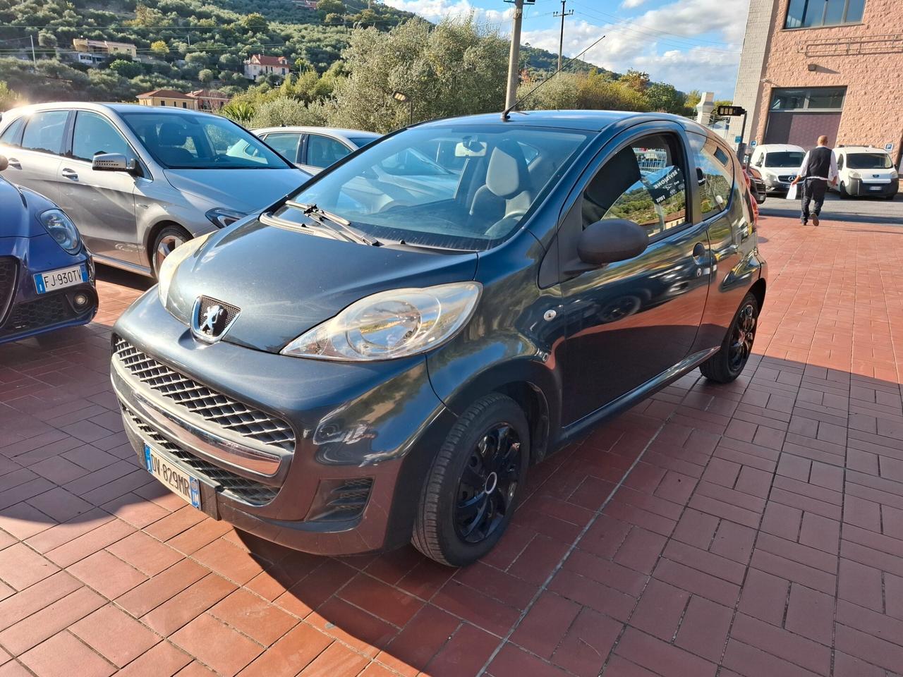 Peugeot 107 1.0 68CV 5p. Desir