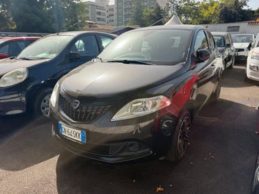 Lancia Ypsilon 1.0 firefly hybrid Alberta Ferretti s&s 70cv 5p.ti