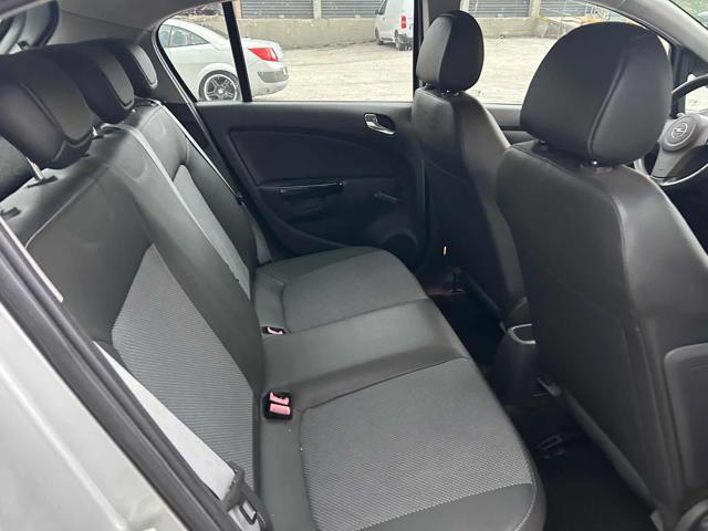 OPEL Corsa 1.2 5 porte Cosmo senza nessun lavoro da fare
