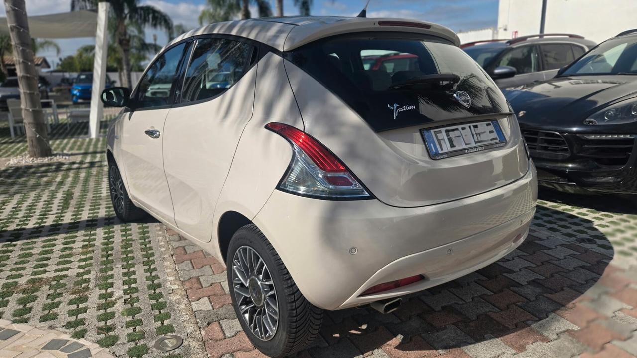 Lancia Ypsilon 1.3 mjt 95CV Opening edition S&S Uff Italy USB Lega Clima