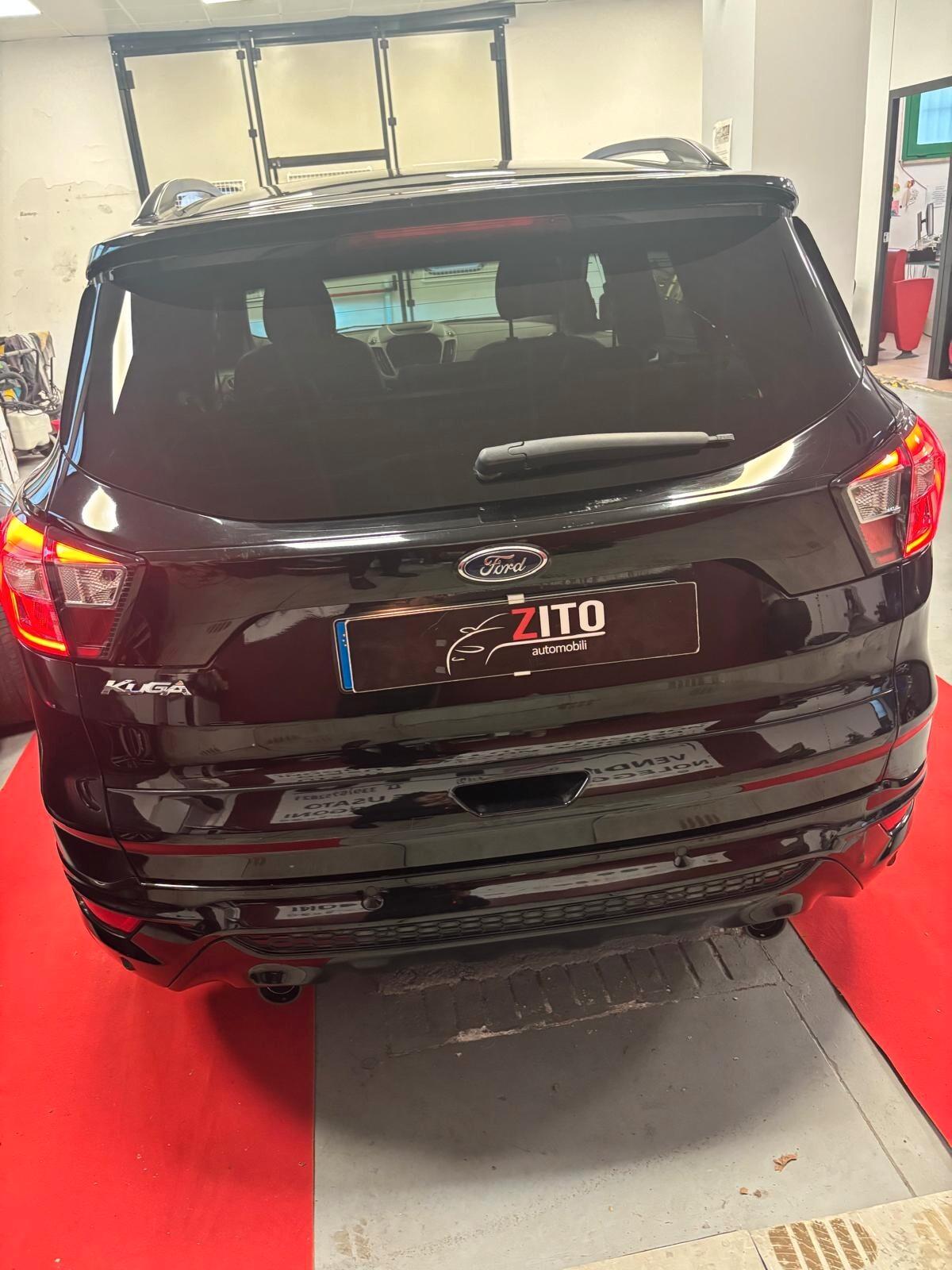 Ford Kuga 2.0 TDCI 120 CV S&S 2WD Powershift ST-Line
