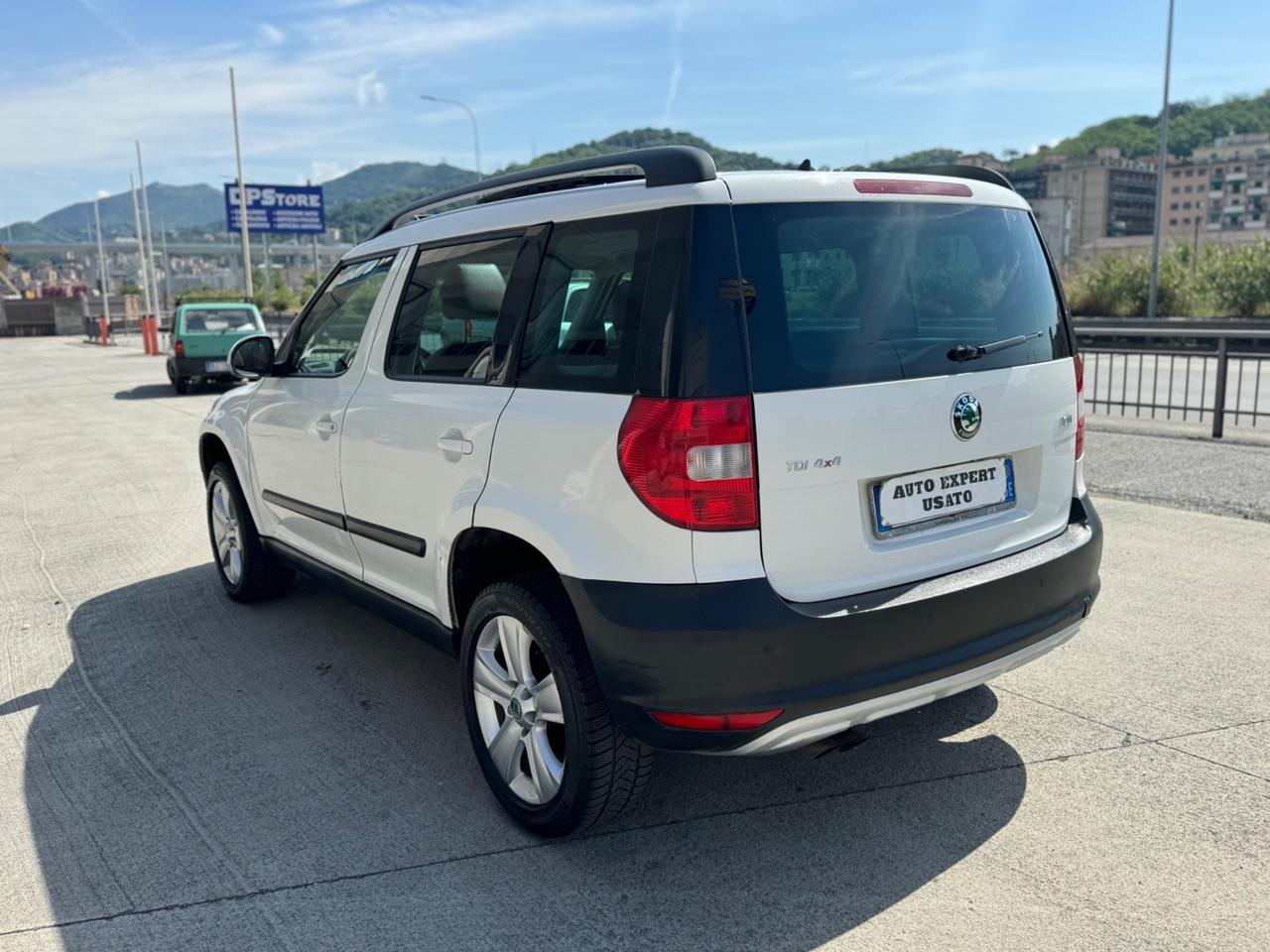 Skoda Yeti 2.0 TDI 110CV 4x4 2011 TETTO,PELLE..