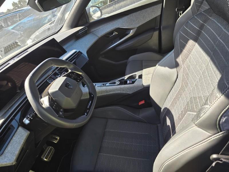 Peugeot 5008 Hybrid 136 e-DCS6 GT