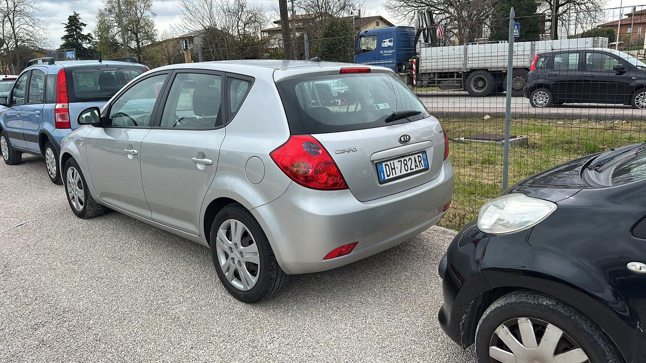 Kia Ceed cee'd 1.6 CRDi VGT 115CV 5p. EX
