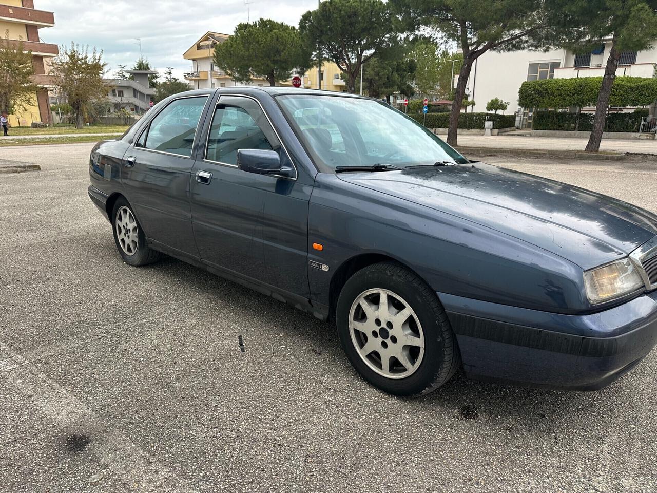 Lancia K 2.0i 20V cat Comfort Drive LE 1995 GPL