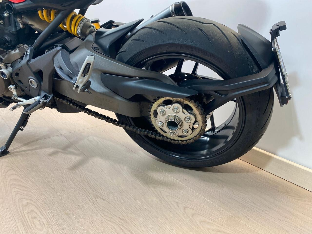 DUCATI MONSTER 1200 + TERMIGNONI DA 99€ AL MESE