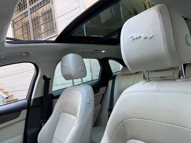 JAGUAR F-Pace 2.0 D 163 CV AWD aut. R-Dynamic SE