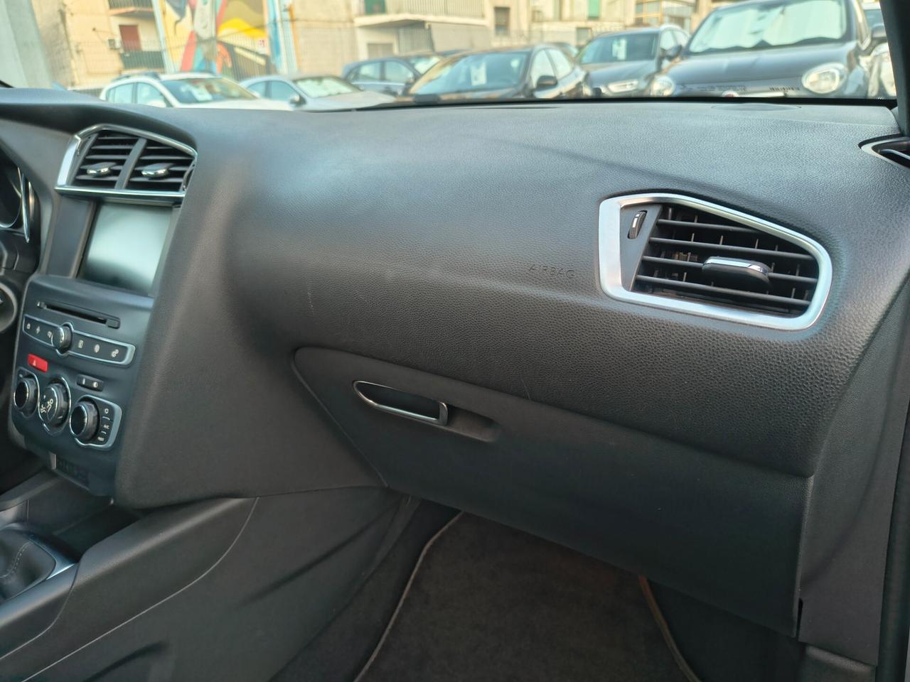 DS4 1.6 DIESEL SOLO 60.000 KM UNICOPROPRIETARIO