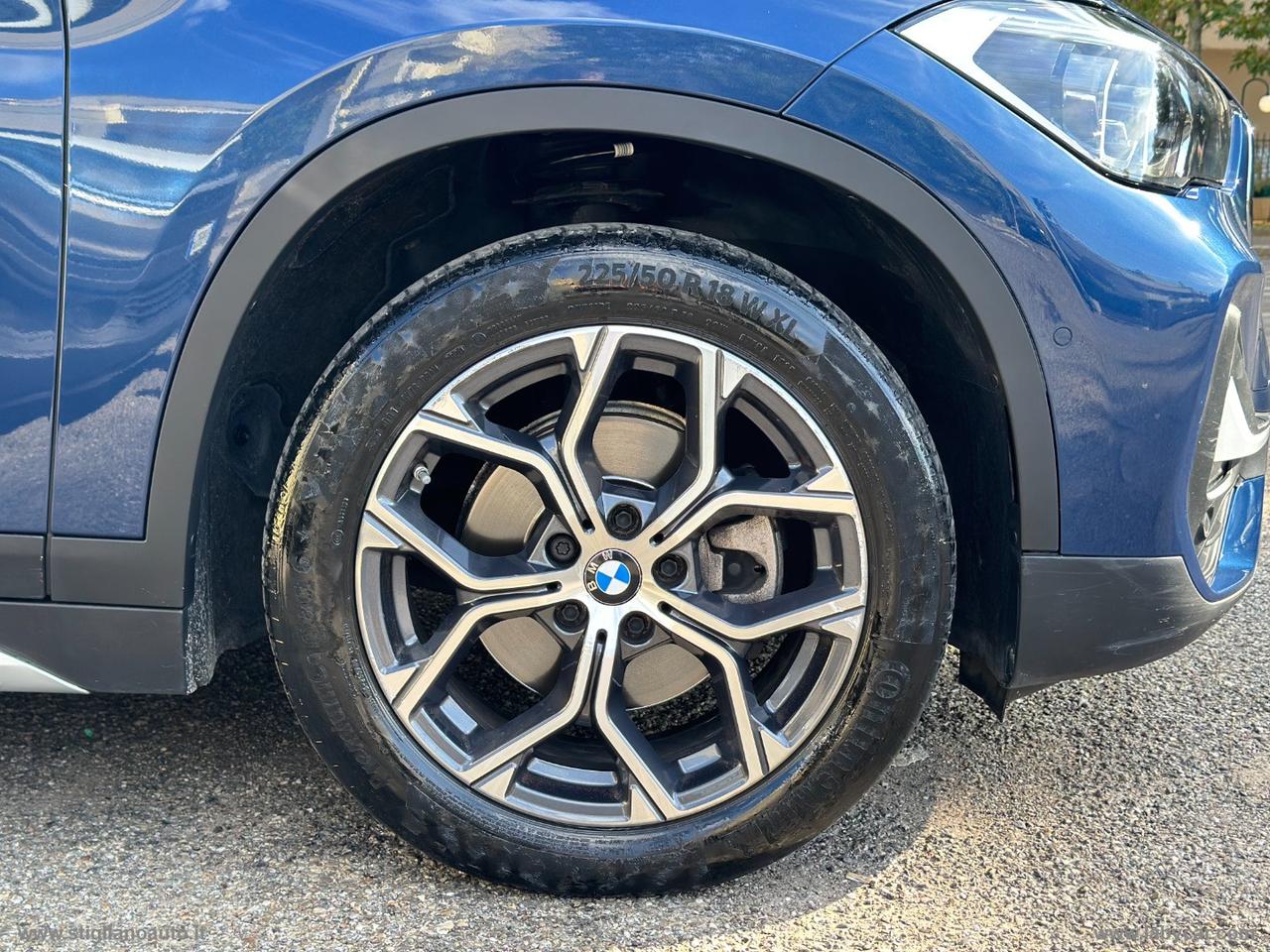 BMW X1 xDrive18d xLine Head-up display