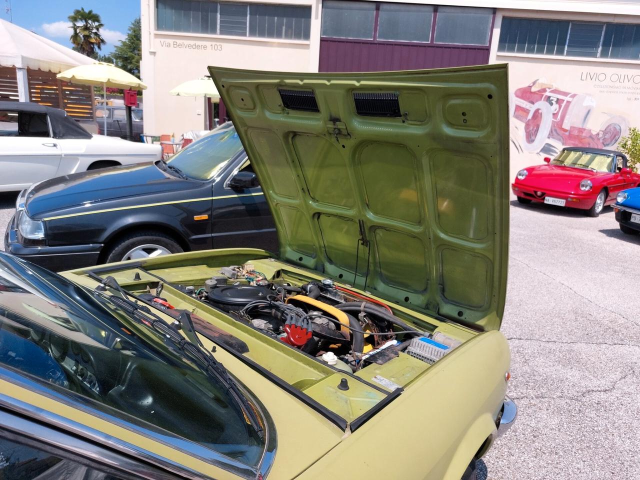 Fiat 124 Coupe 1800 del 1973 con aria-condizionata