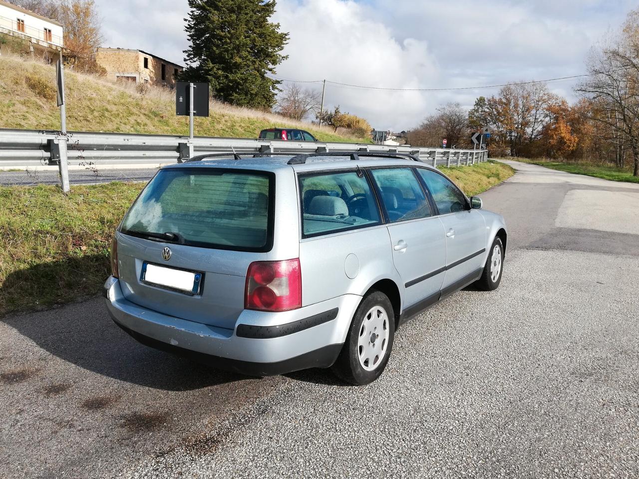 Volkswagen Passat 1.9 TDI/130 CV cat Var. C.line
