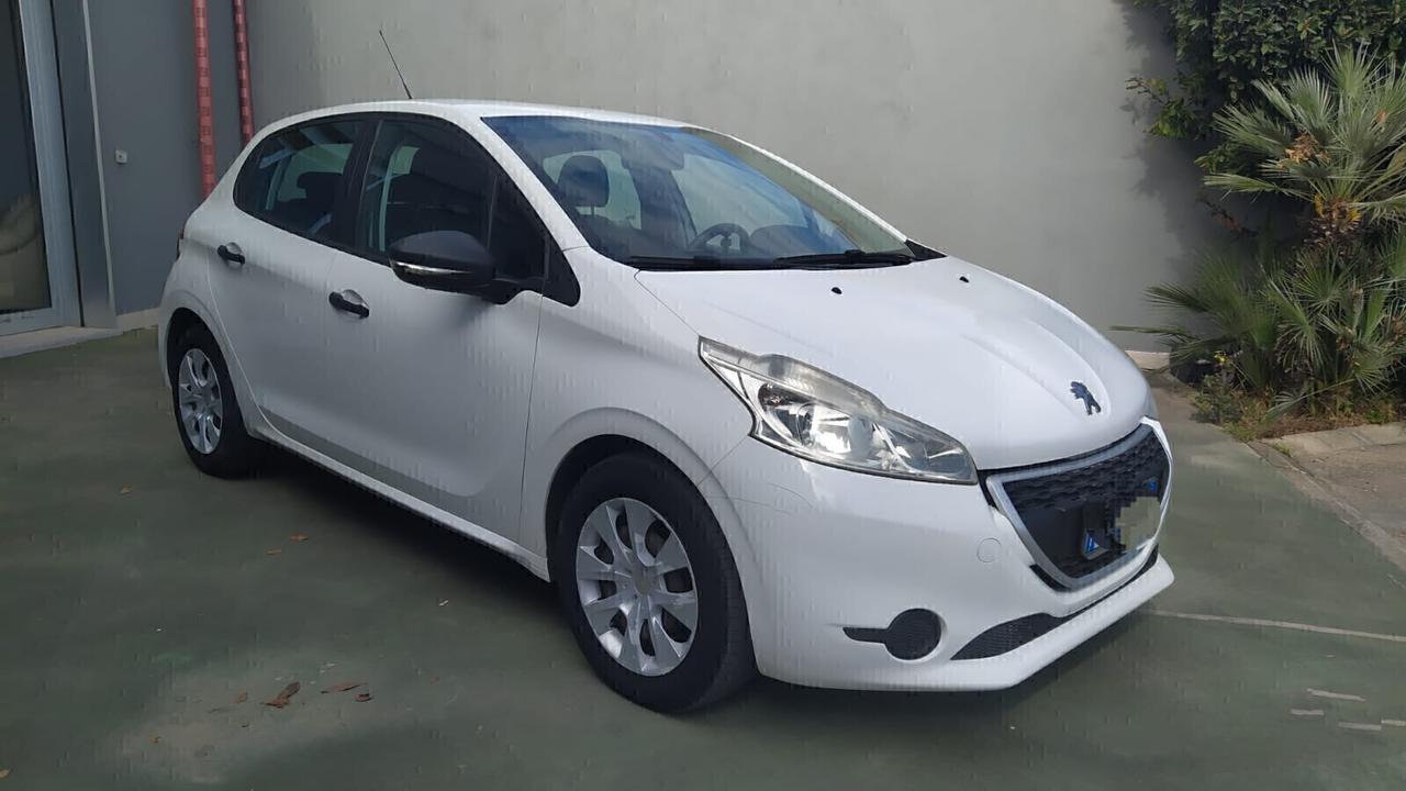 Peugeot 208 PureTech 82 5 porte Access