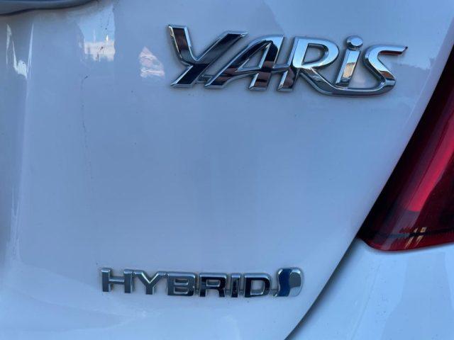 TOYOTA Yaris 1.5 Hybrid 75 CV 5 porte ADATTA A NEOPATENTATI