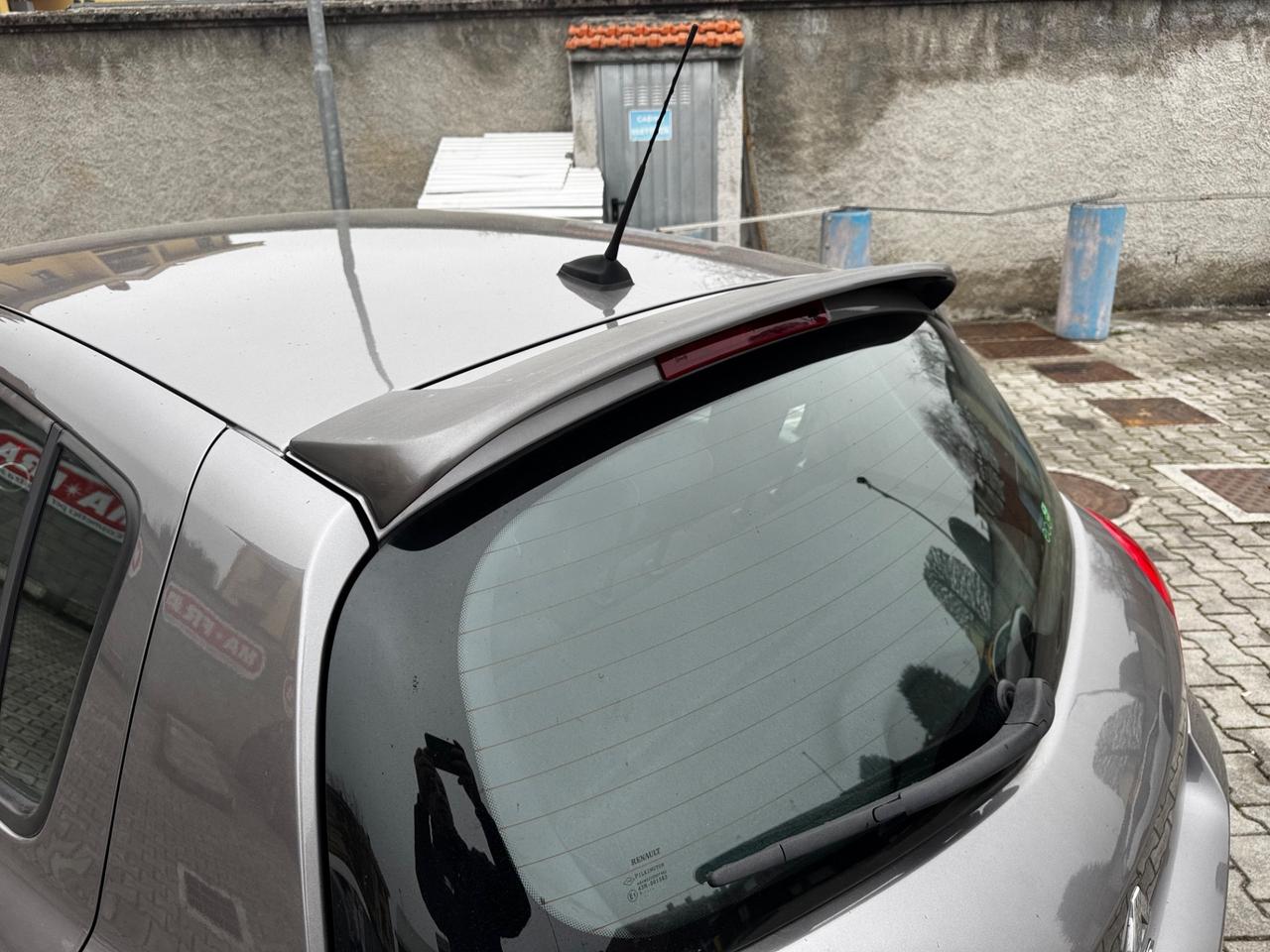 Renault Clio 1.5 dCi 85CV 5 porte con GANCIO TRAINO