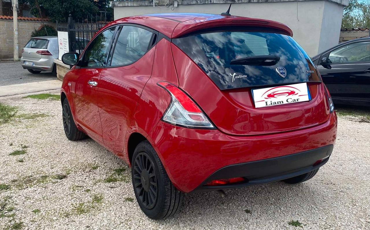 Lancia Ypsilon 1.0 Hybrid Ok Neop.