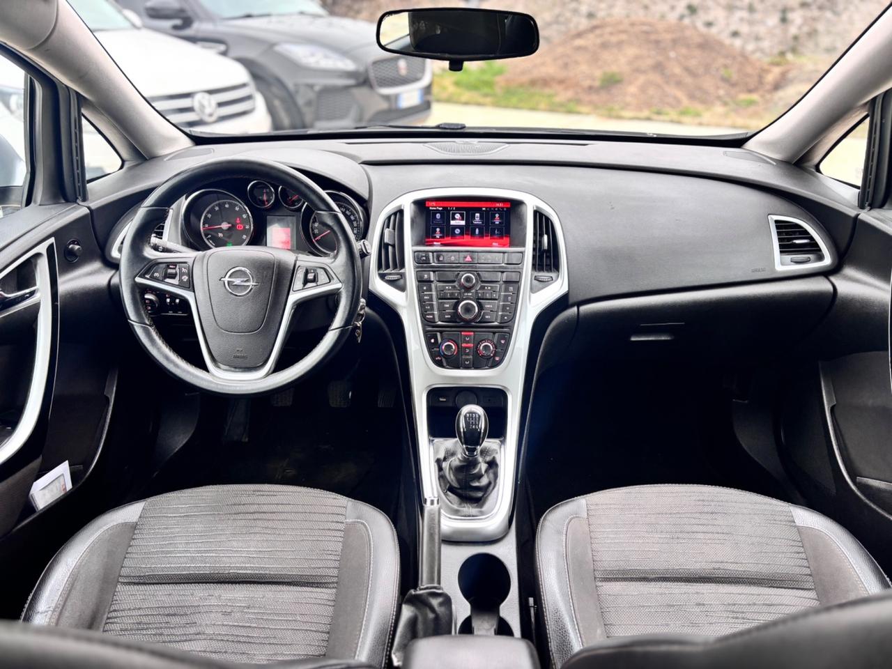 Opel Astra 1.4 Turbo 140CV Sports Tourer GPL Tech Cosmo