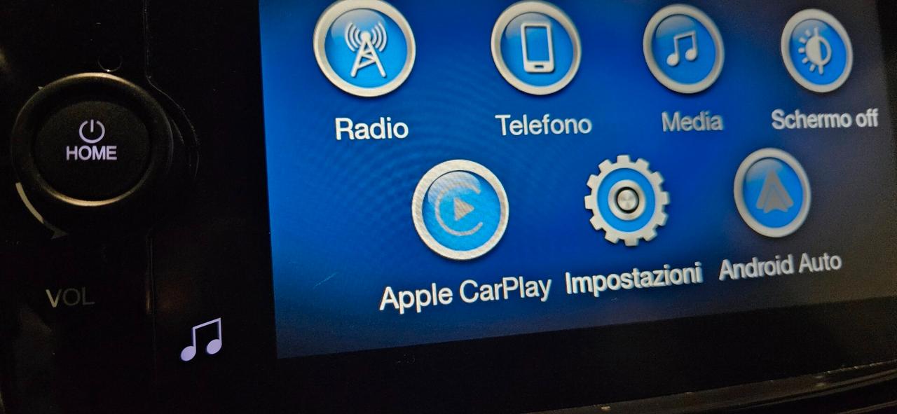 Lancia Ypsilon 1.0 HYBRID 5 porte Posti Gold