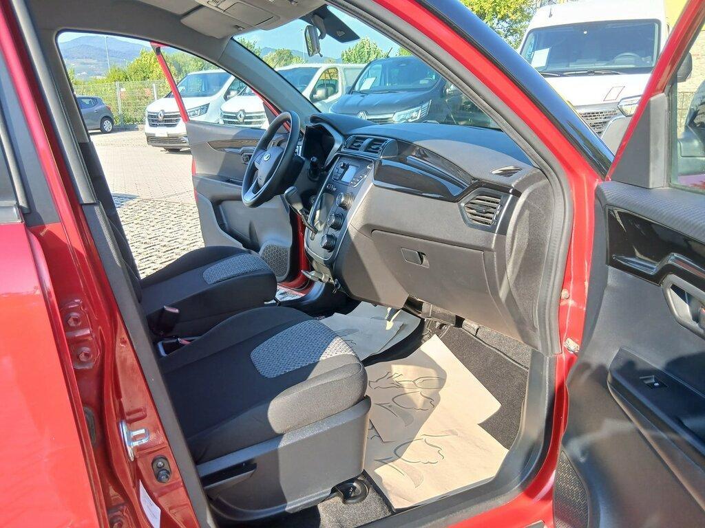 Mahindra KUV100 1.2 K6+ FWD