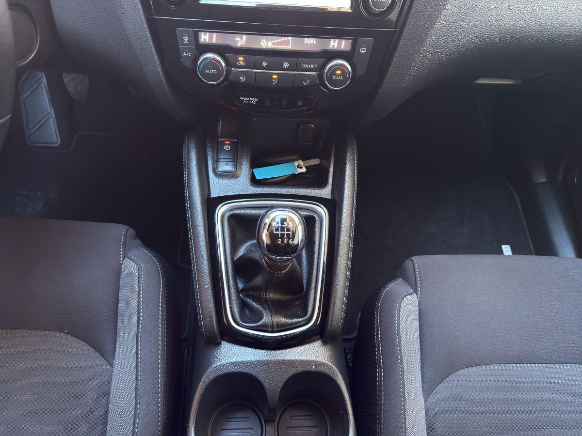 NISSAN - Qashqai - 1.5 dCi 110 CV Tekna+ TETTO TELECAMERA