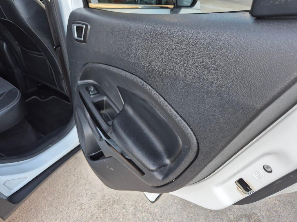 Ford EcoSport 1.5 TDCi 100CV Titanium