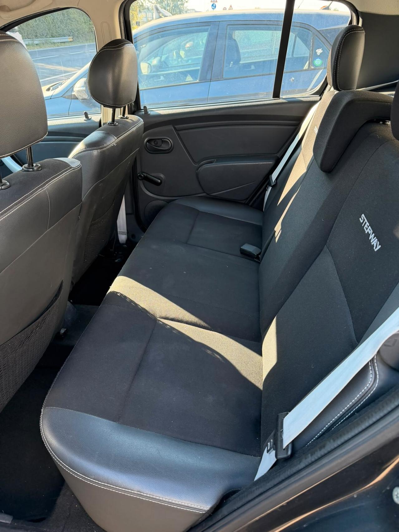 Dacia Sandero Stepway 1.6 8V GPL 85CV
