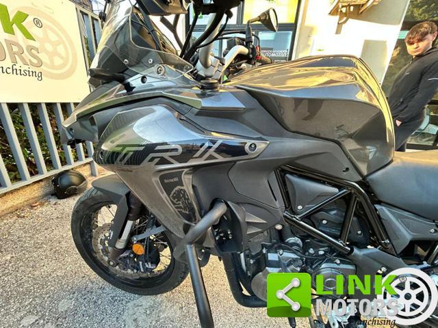 BENELLI TRK 502 X .