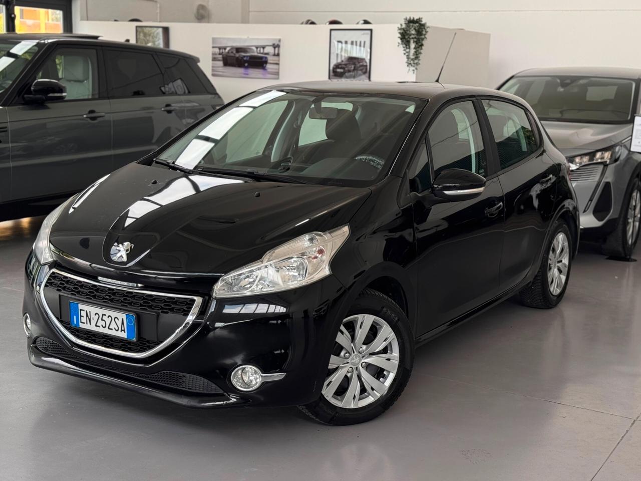 Peugeot 208 1.2 VTi 82 CV 5 porte Allure