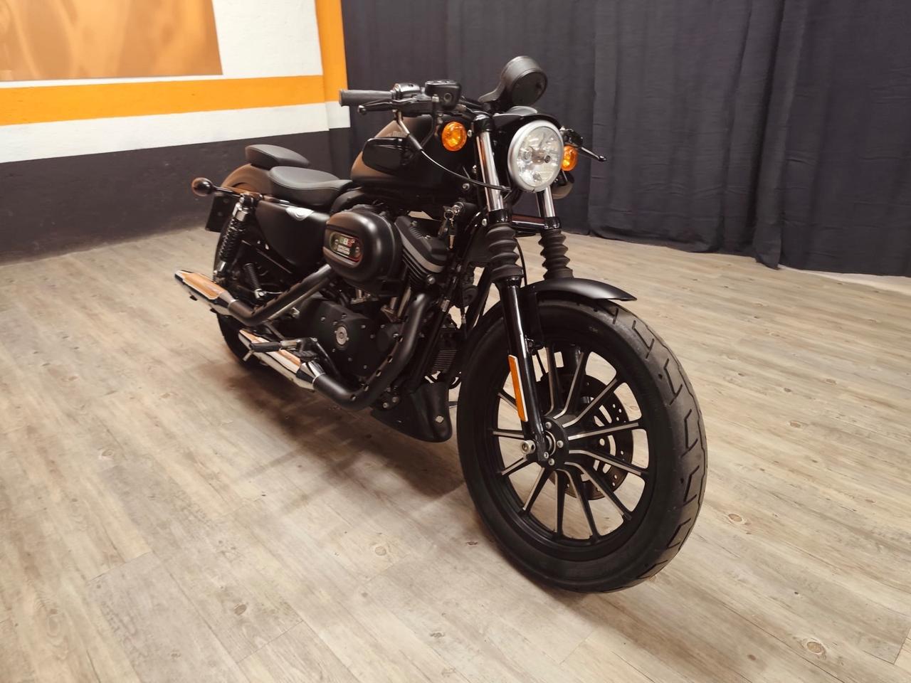 MERAVIGLIOSA HARLEY DAVIDSON SPORTSTER XL 883 IRON SPECIAL EDITION