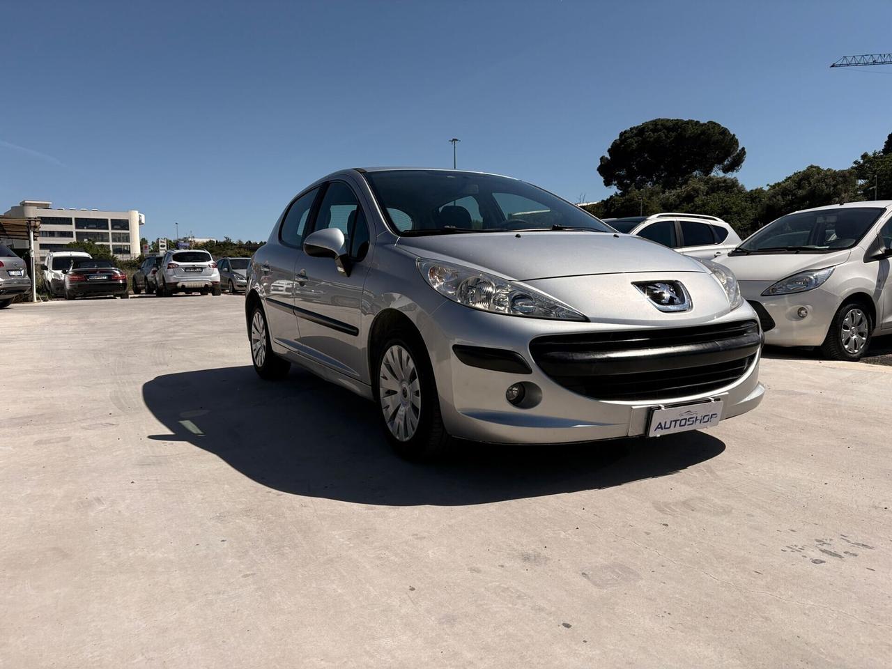 Peugeot 207 1.4 HDi 70CV 5p. X Line