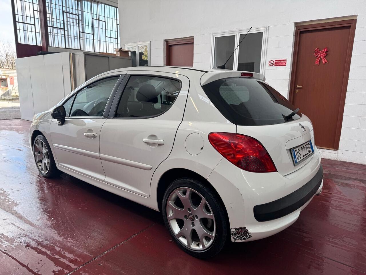 Peugeot 207 1.6 VTi 120CV 5p. XS neopat CAMBIO AUTOMATICO