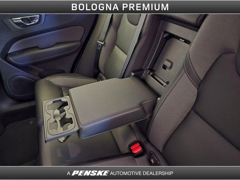 Volvo XC60 XC60 B4 (d) Geartronic R-design