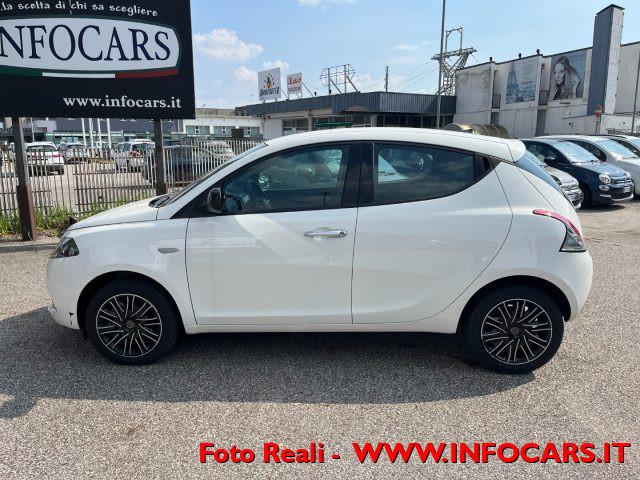 LANCIA Ypsilon 1.0 FireFly 5 porte S&S Hybrid Gold PROMO !!