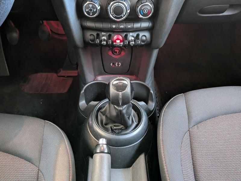 MINI Mini 5 porte (F55) MINI COOPER D 5 PORTE