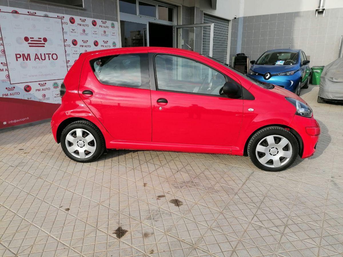 TOYOTA - Aygo - 1.0 12V VVT-i 5p. Sol Connect MMT