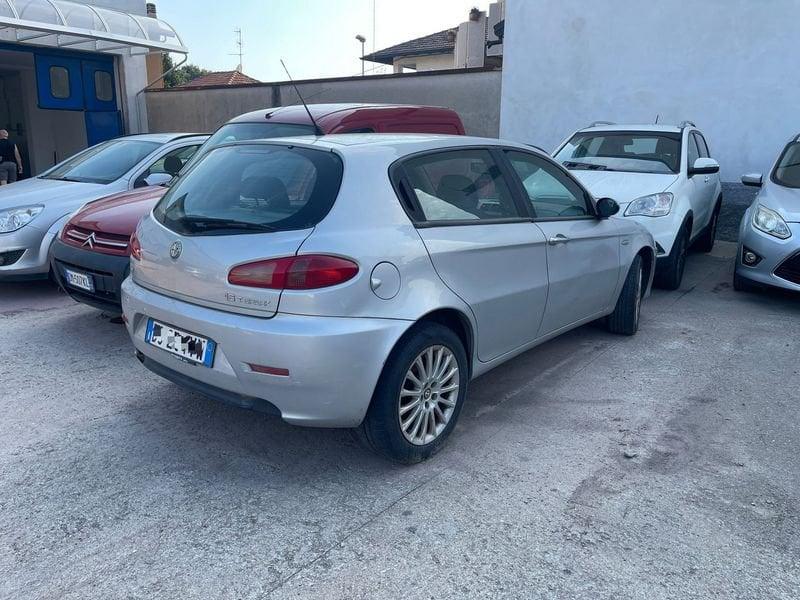 Alfa Romeo 147 147 1.6 16V TS 5 porte Progression - CAMBIO ROTTO - PREZZO PER COMMERCIANTI - PEZZI DI RICAMBIO