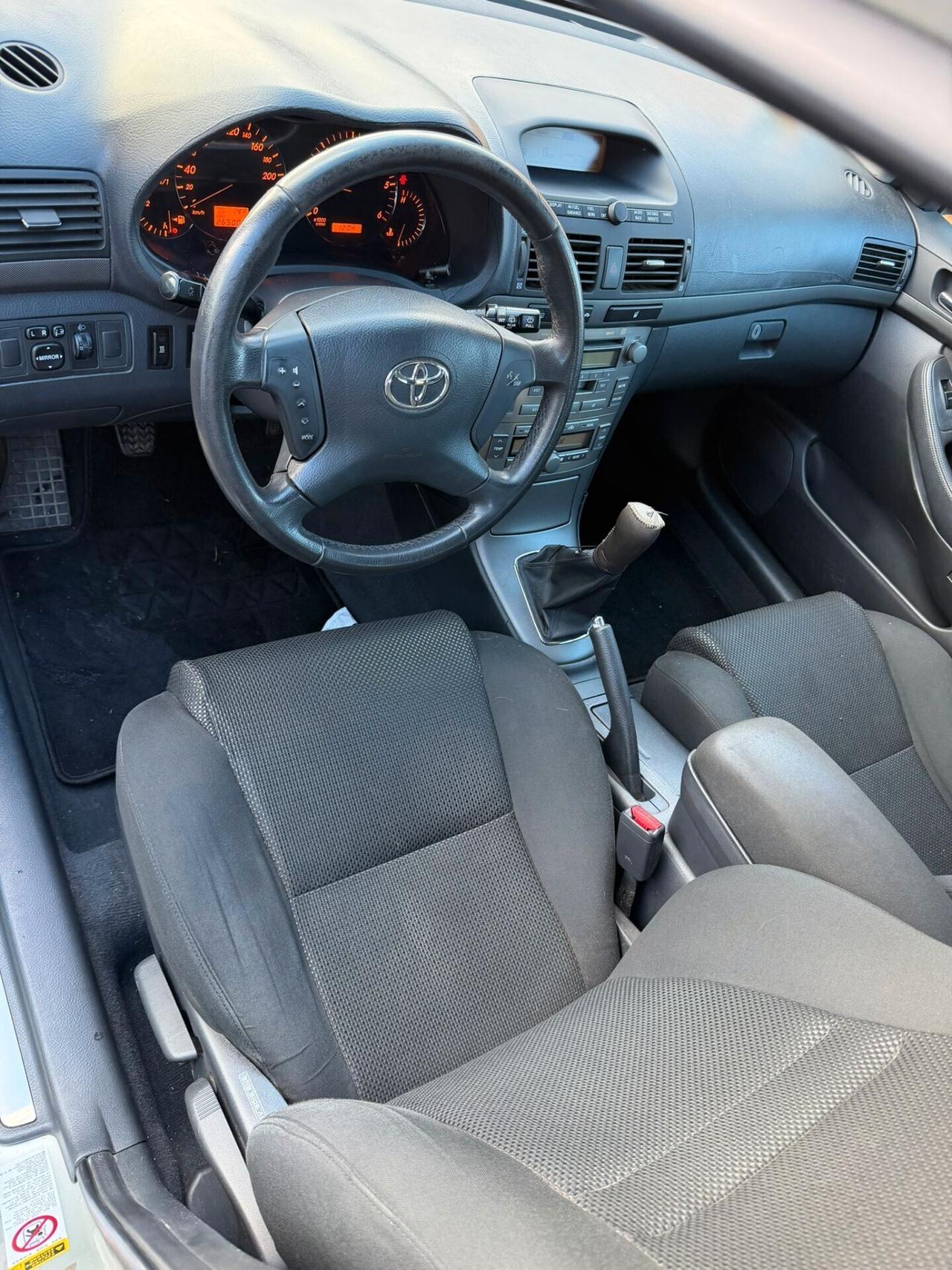 Toyota Avensis 2.0 D-4D 16V Station Wagon