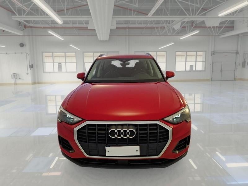 AUDI Q3 35 TDI S tronic Business