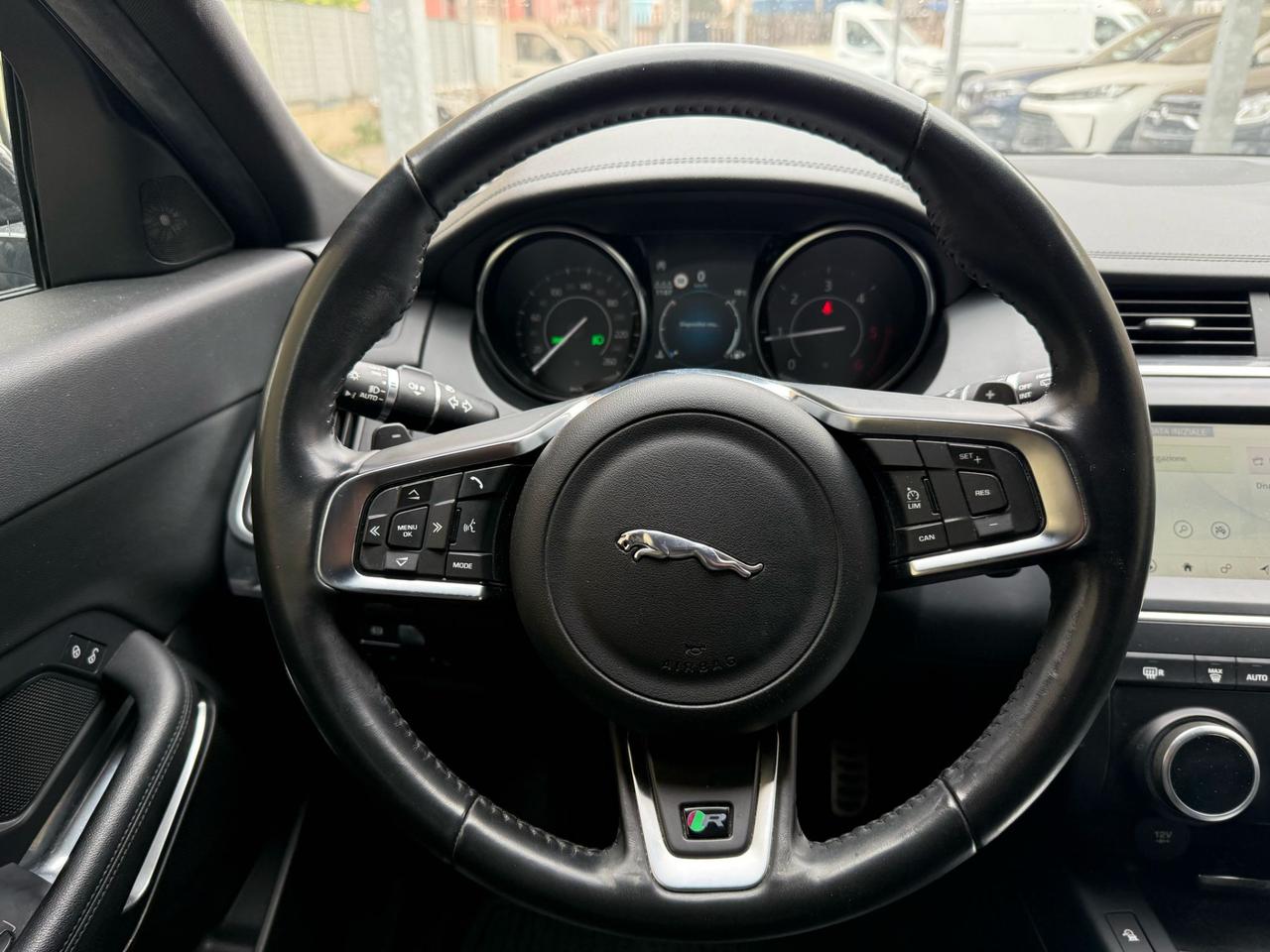 JAGUAR E-Pace 2017 - E-Pace 2.0d i4 Chequered Flag awd 150cv auto