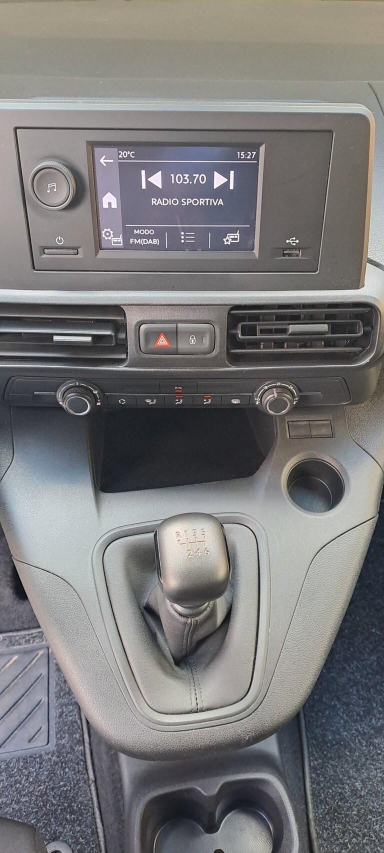 PEUGEOT PARTNER 1.5 B.HDI 102 CV PC PREMIUM - KM. 31.000 CERTIFICATI - PRONTA CONSEGNA - APPENA TAGLIANDATO!+IVA