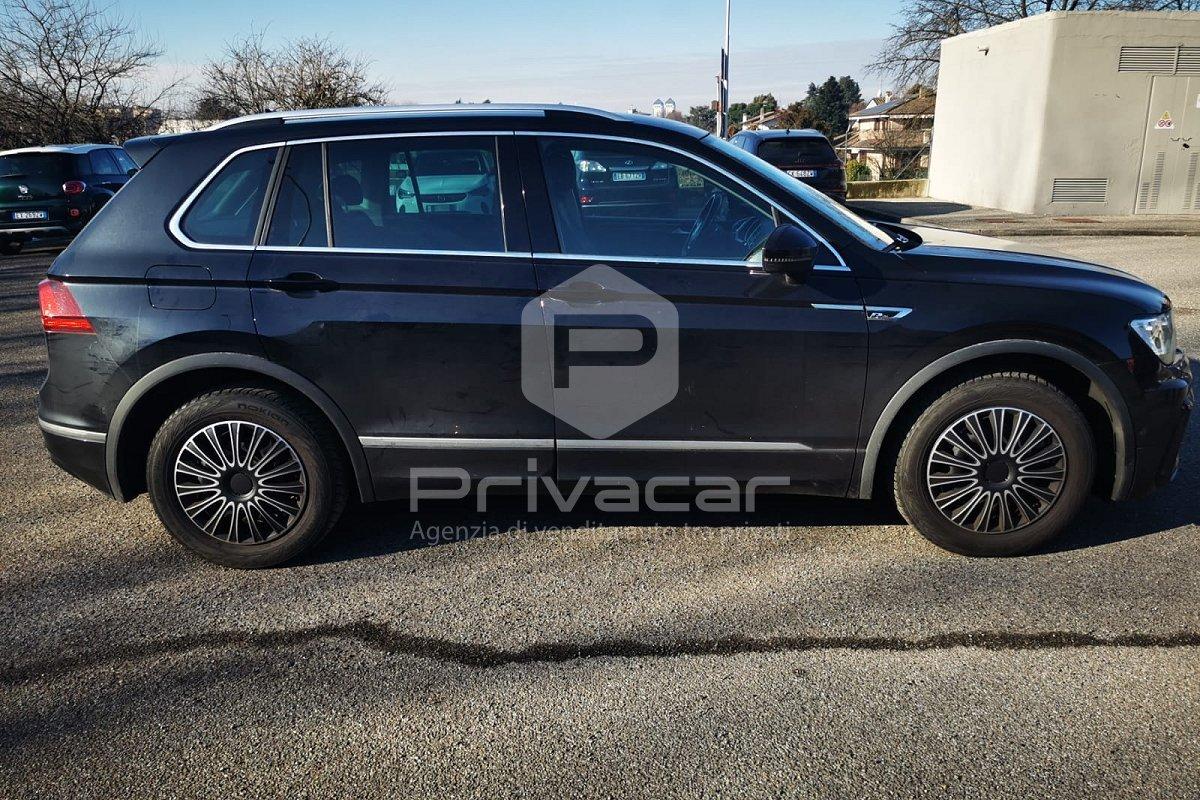 VOLKSWAGEN Tiguan 1.4 TSI Sport BlueMotion Technology