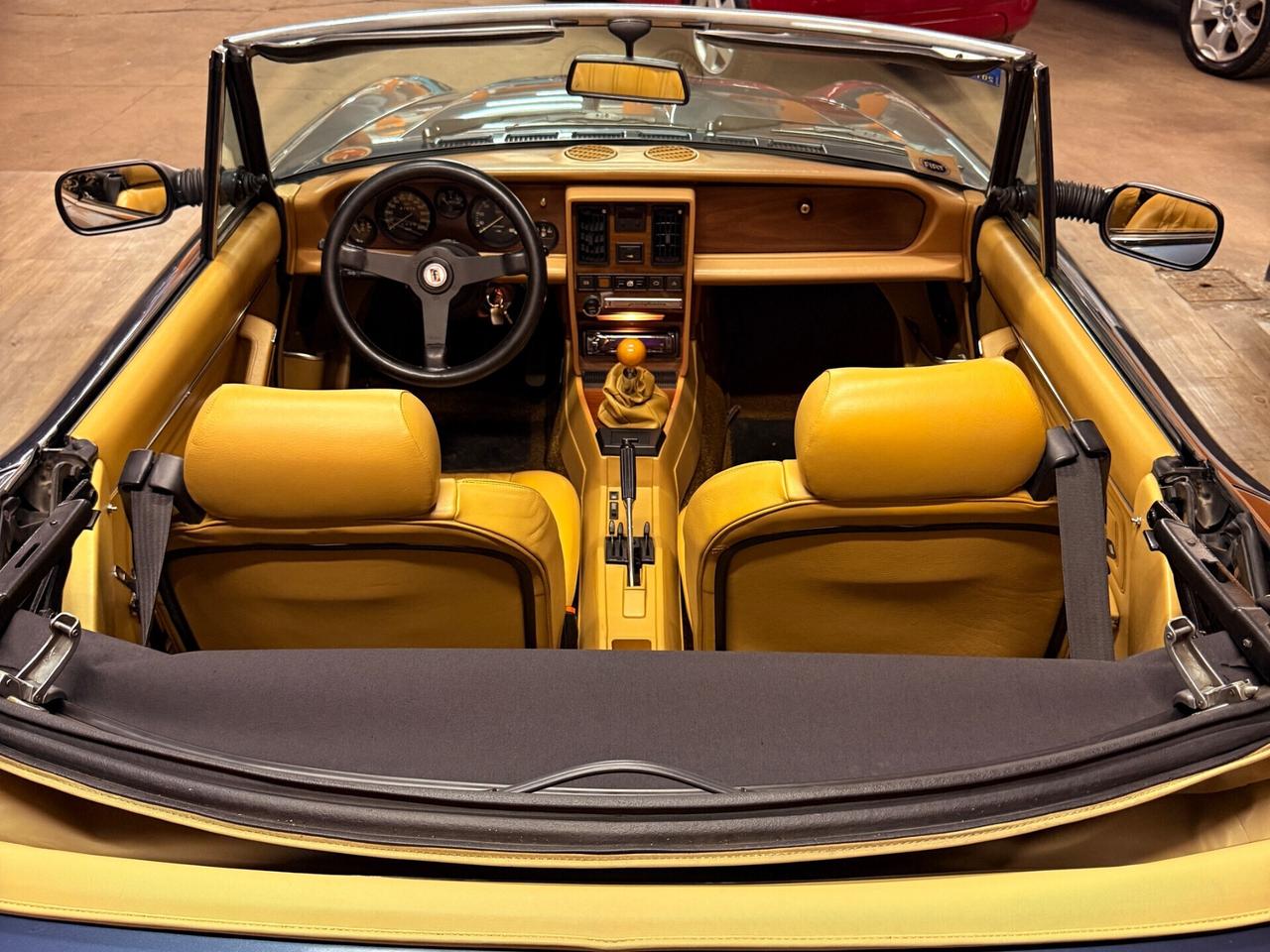 PAZZESCA FIAT 124 SPIDER EUROPA PININFARINA ISCRITTA ASI COME DA VETRINA.