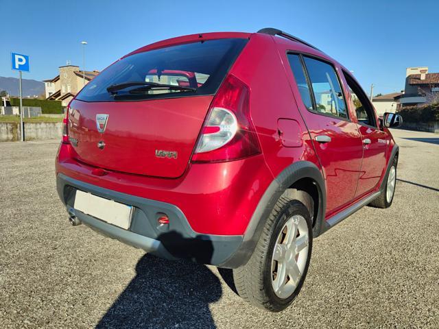 DACIA Sandero Stepway 1.6 Benzina ( TAGLIANDATA )